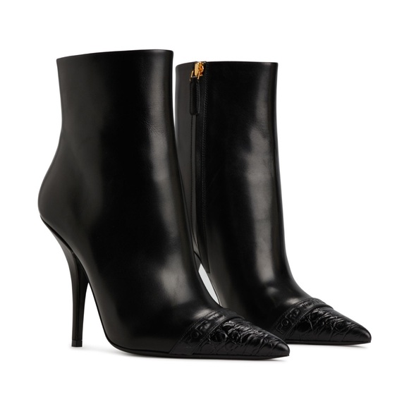 Tom Ford Shoes - Tom Ford Black Leather Logo Embossed Ankle Boots 38.5 EU 7.5 US